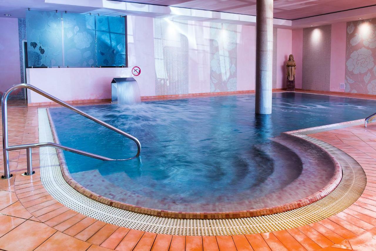 Willa Alexander Resort & Spa - Caloroczny Kryty Basen Mielno (Koszalin) Exterior foto