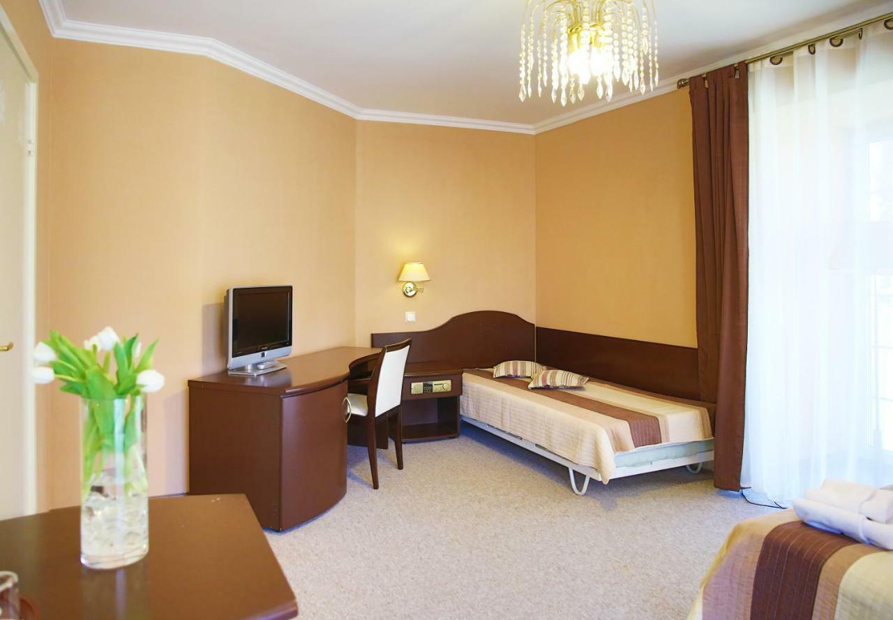 Willa Alexander Resort & Spa - Caloroczny Kryty Basen Mielno (Koszalin) Exterior foto